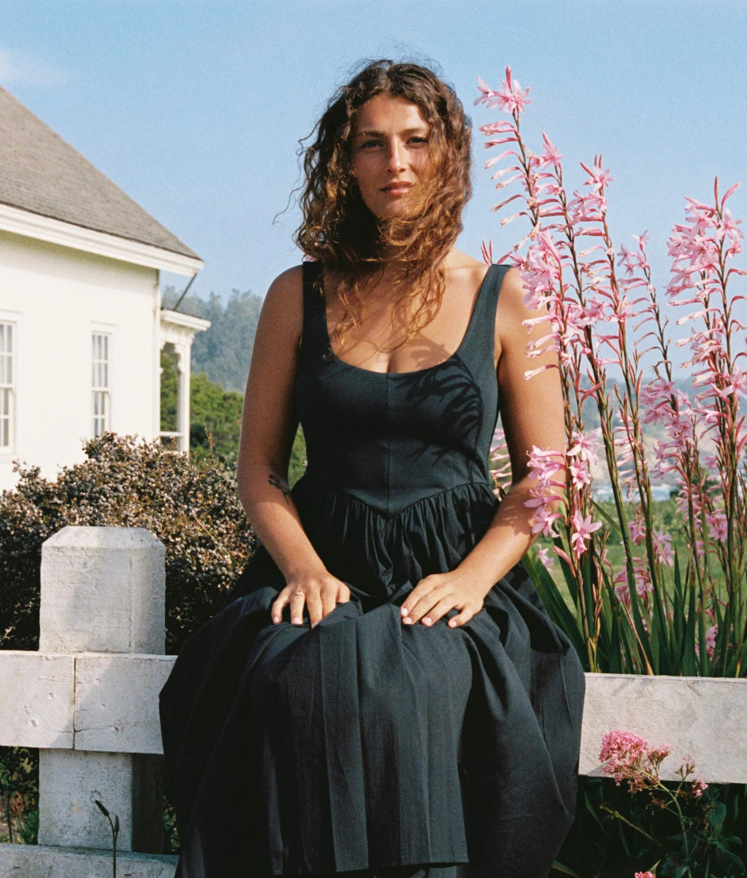 The Andrea Dress | Night 2 The Andrea Dress | Night - Image 2