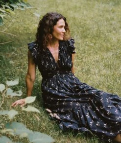 The Aurelia Dress | Noir Dancing Chamomile -Ivona Sale Store Aurelia1 f586fea5 c71e 422b 8ca1 f10d897c3782