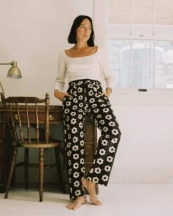 The Ava Pant | Noir Daisy