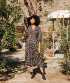 The Chelsea Boot | Noir Leather -Ivona Sale Store Chelsea1 da2b7d26 ae4e 42b6 9c01 6043f6092e7a