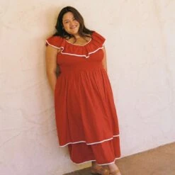 The Cierra Dress Extended | Rojo Khadi -Ivona Sale Store Cierra fb feed 0c6cd5e2 66a3 4f2f 9a41 de68c97f262c