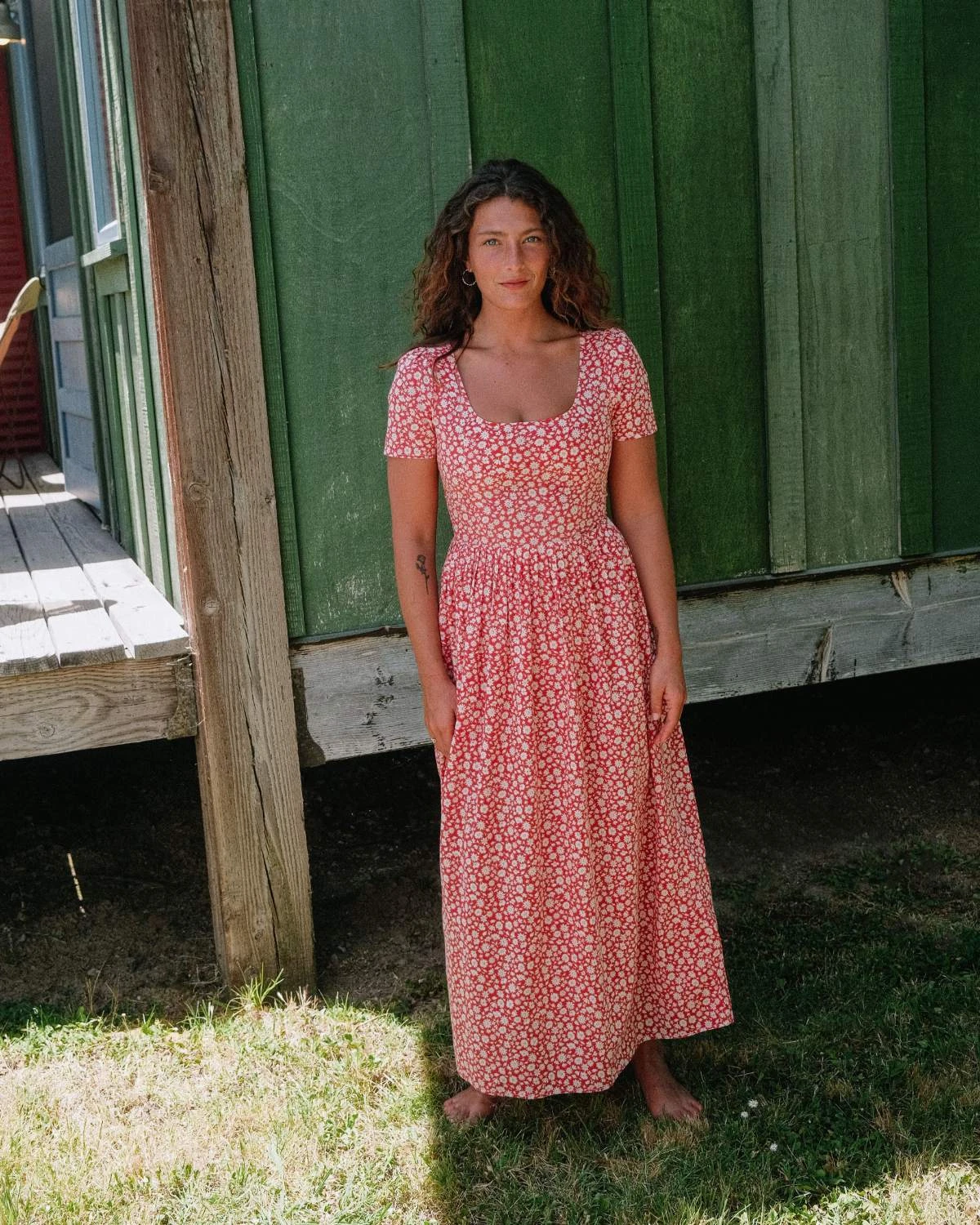 The Scarlet Dress Petites | Crimson Calendula 1 The Scarlet Dress Petites | Crimson Calendula