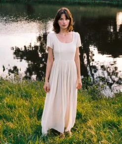 The Scarlet Dress Petites | Eggshell -Ivona Sale Store EggshellPetites3