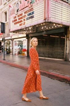 The Elsa Dress | Mums Ditsy Ruby -Ivona Sale Store Elsa4 bdb49910 b067 4274 b497 a4bc594042f0