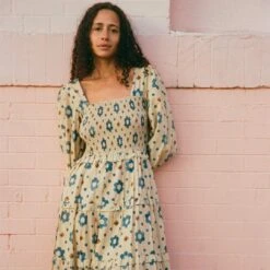 The Emerson Dress | Apple Blossom -Ivona Sale Store Emerson fb feed 833f5674 5890 4a4c 93e7 d8d1f5fd7733