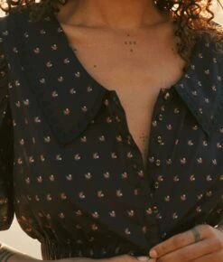 The Eva Top | Noir Camellia -Ivona Sale Store Eva1 10699425 33d0 4ec6 a1a6 da195f4e1f4b