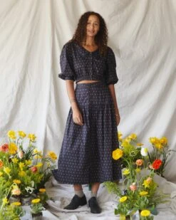 The Eva Top | Noir Camellia