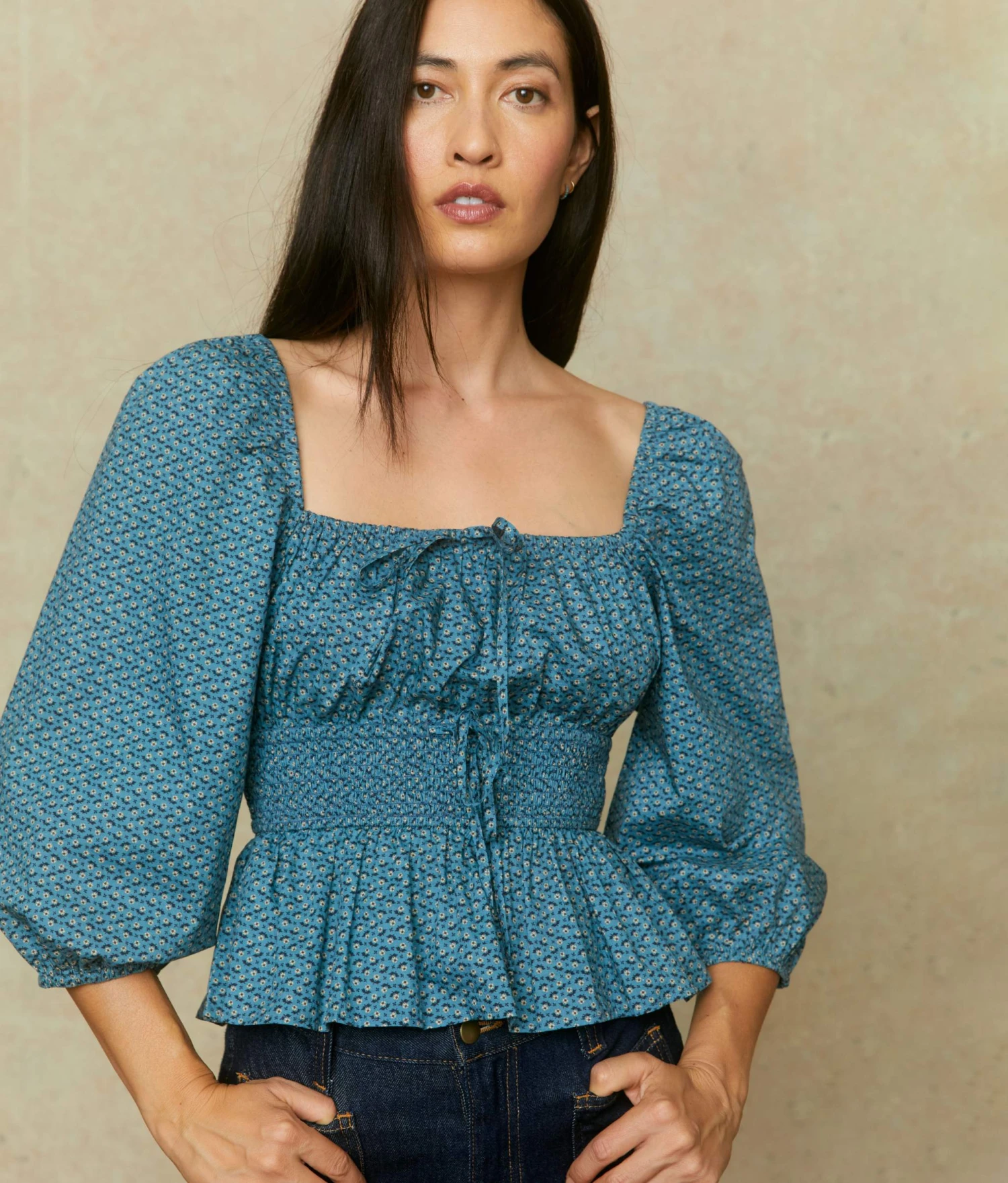 The Mackenzie Blouse | Geo Ditsy Azul 3 The Mackenzie Blouse | Geo Ditsy Azul - Image 3