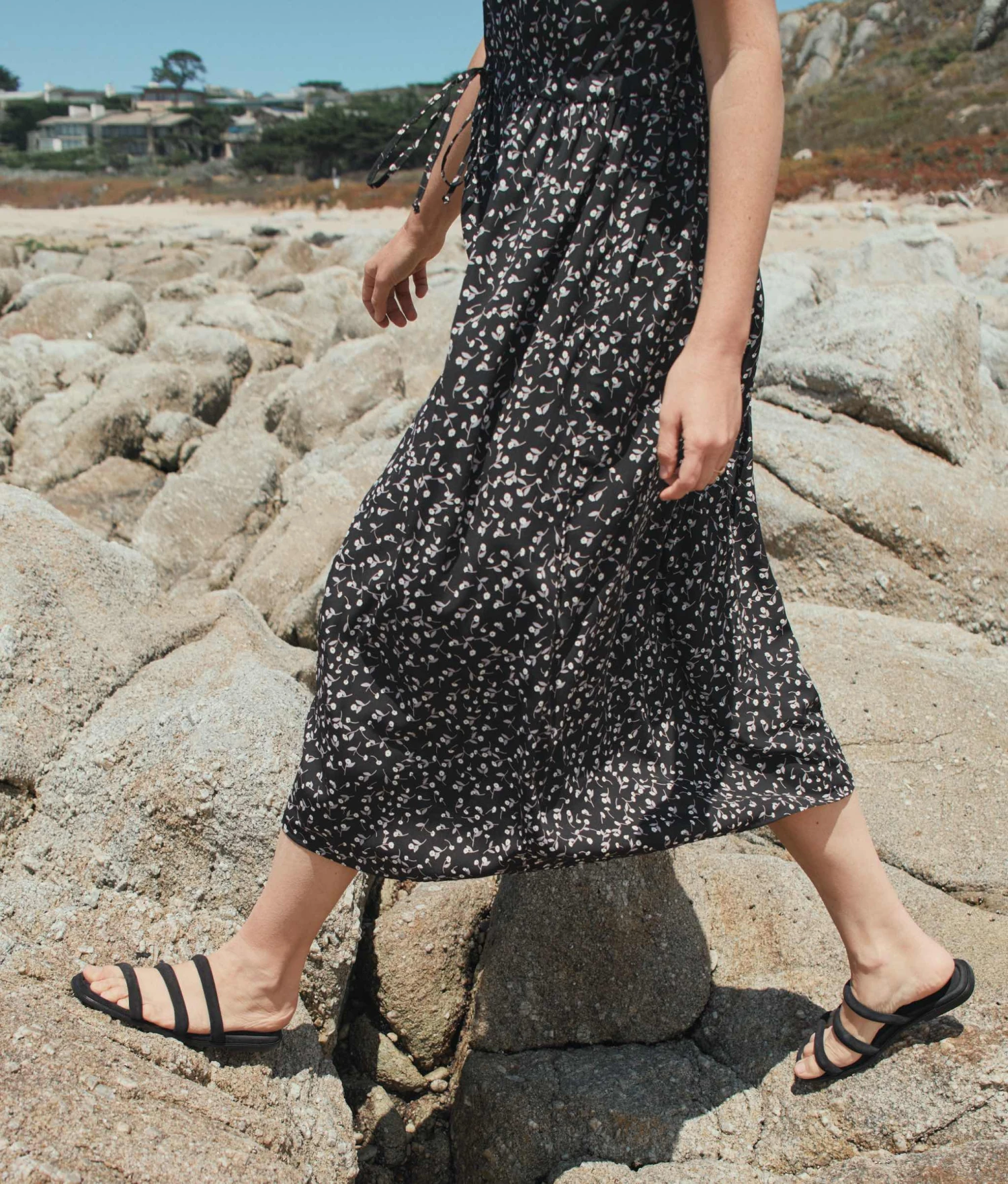 The Monroe Sandal | Noir Suede 4 The Monroe Sandal | Noir Suede - Image 4