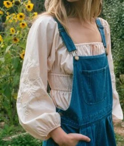 The Sammi Blouse | Pomegranate -Ivona Sale Store Sammi3 209372b1 39c4 406b 86d6 c96b702a1712