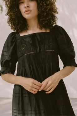 The Shaina Dress | Onyx 10 The Shaina Dress | Onyx -Ivona Sale Store Shaina4