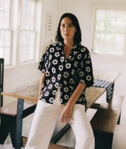 The Skylar Top | Noir Daisy 8 The Skylar Top | Noir Daisy -Ivona Sale Store Skylar2 5cd41f93 99f7 49ab 96e3 aa4482f5226f